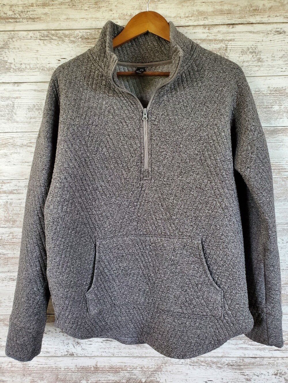 GAP GapFit Quilted Jacquard Half Zip Pullover Grey Herringbone Fleece